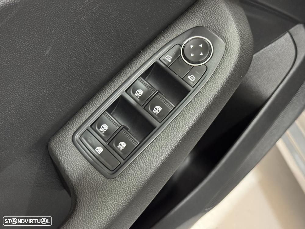 Renault Clio 1.0 TCe Evolution - 22