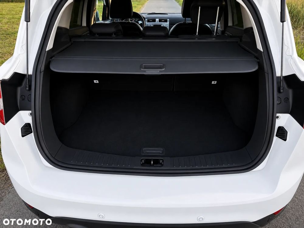 Ford Kuga 2.0 TDCi 4x4 Titanium - 9