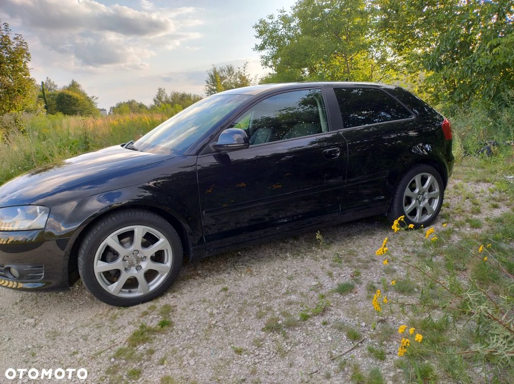 Audi A3 3-drzwiowe 1.4T FSI Attraction - 16