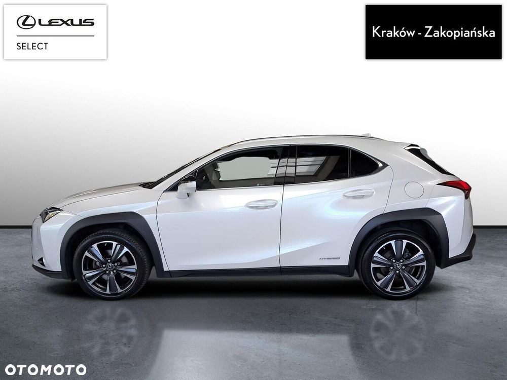 Lexus UX - 5