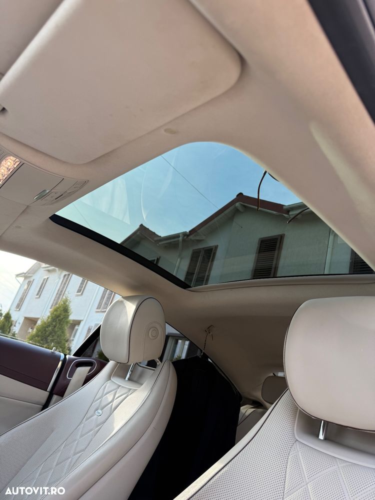 Mercedes-Benz E - 12