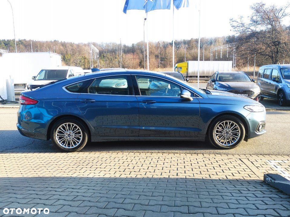 Ford Mondeo - 7