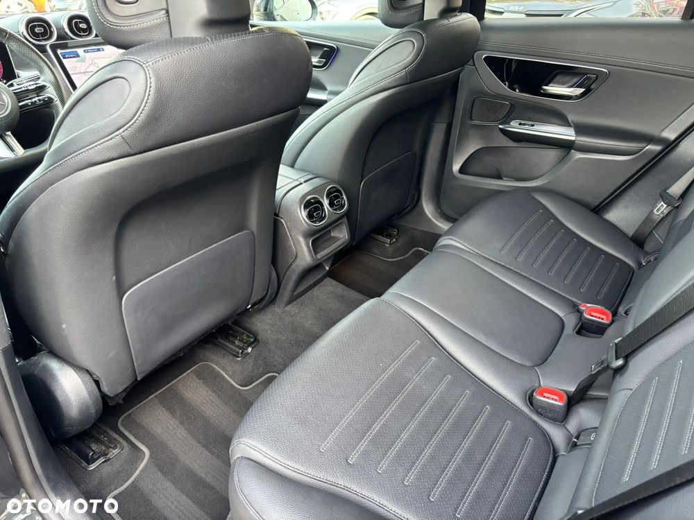 Mercedes-Benz GLC - 11