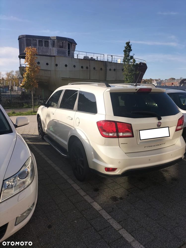 Fiat Freemont 2.0 Multijet 16V DPF Automatik Allrad Black Code - 9