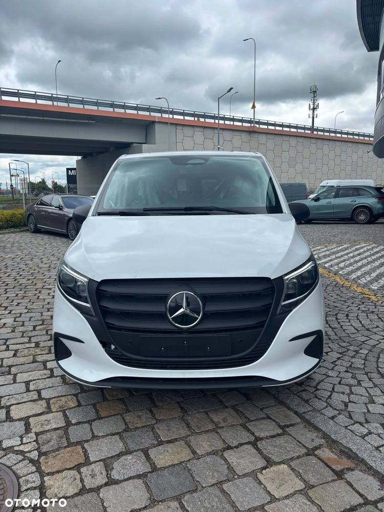 Mercedes-Benz Vito - 2