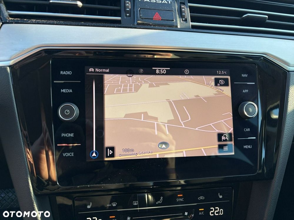 Volkswagen Passat 1.5 TSI EVO Elegance DSG - 20
