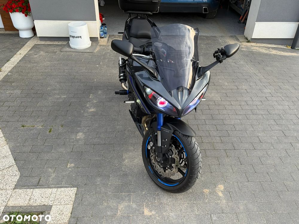 Yamaha FZ8 - 30