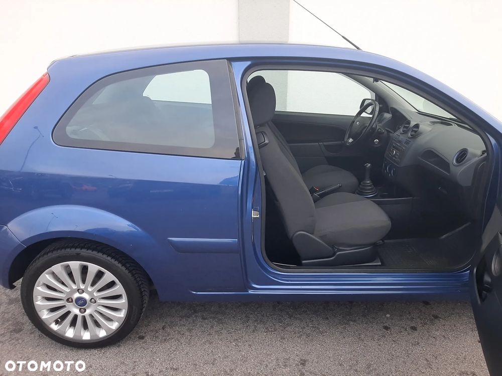 Ford Fiesta 1.3 Style - 11