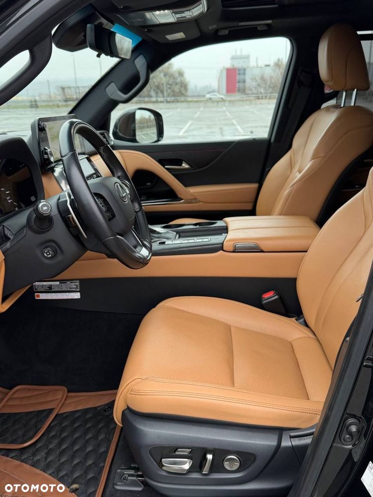 Lexus LX - 2