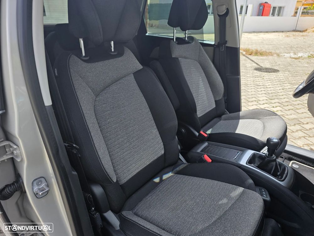 Citroën C4 Picasso PureTech 130 Stop&Start FEEL - 21