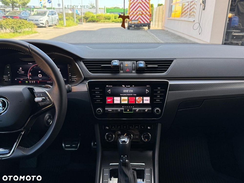 Skoda Superb 2.0 TSI Sportline DSG - 11