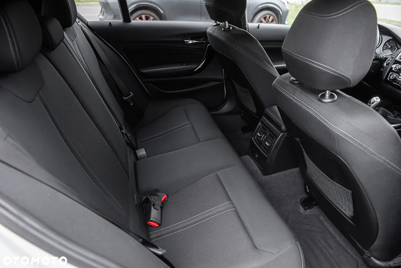 BMW Seria 1 116d Sport Line Shadow - 31