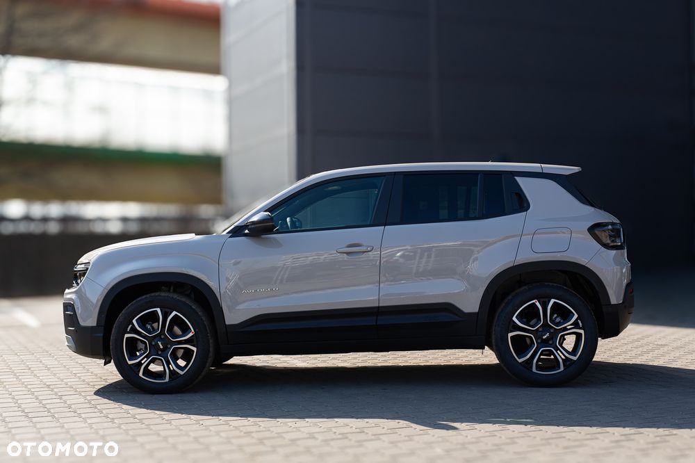 Jeep Avenger - 10