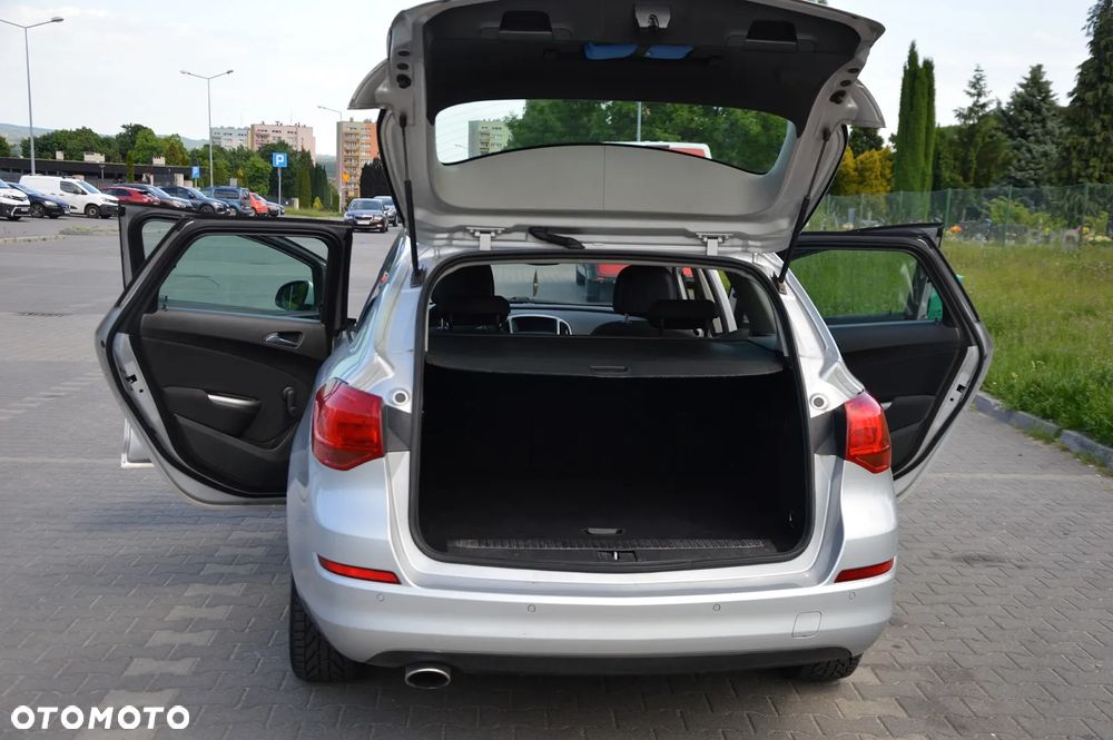 Opel Astra 1.4 Turbo Selection - 16