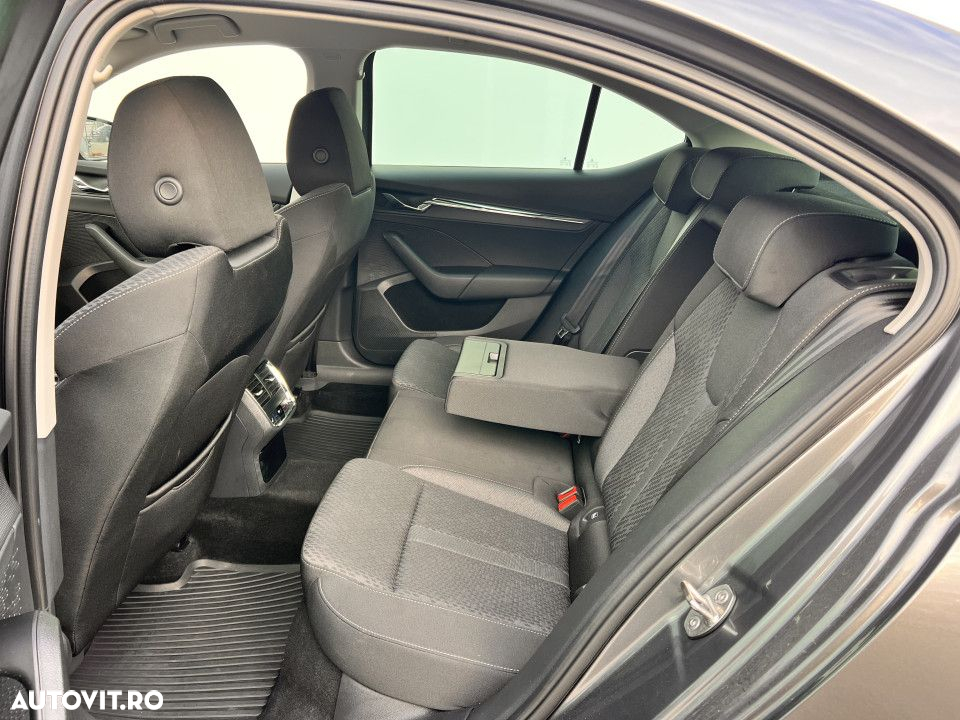 Skoda Octavia - 7