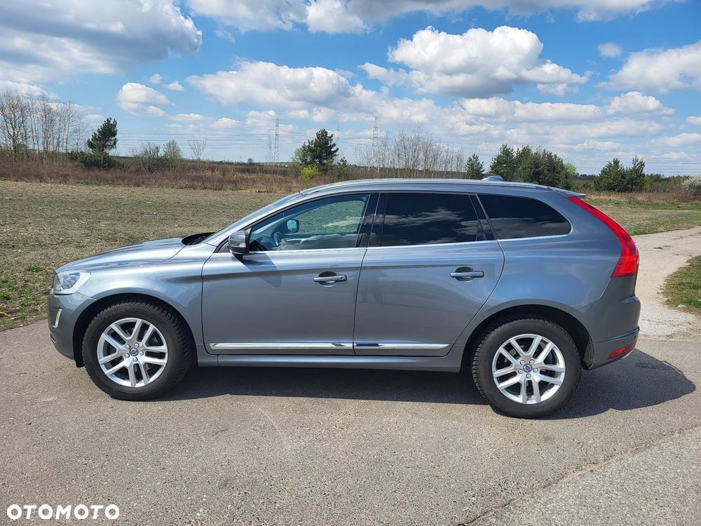 Volvo XC 60 D4 AWD Geartronic Summum - 22