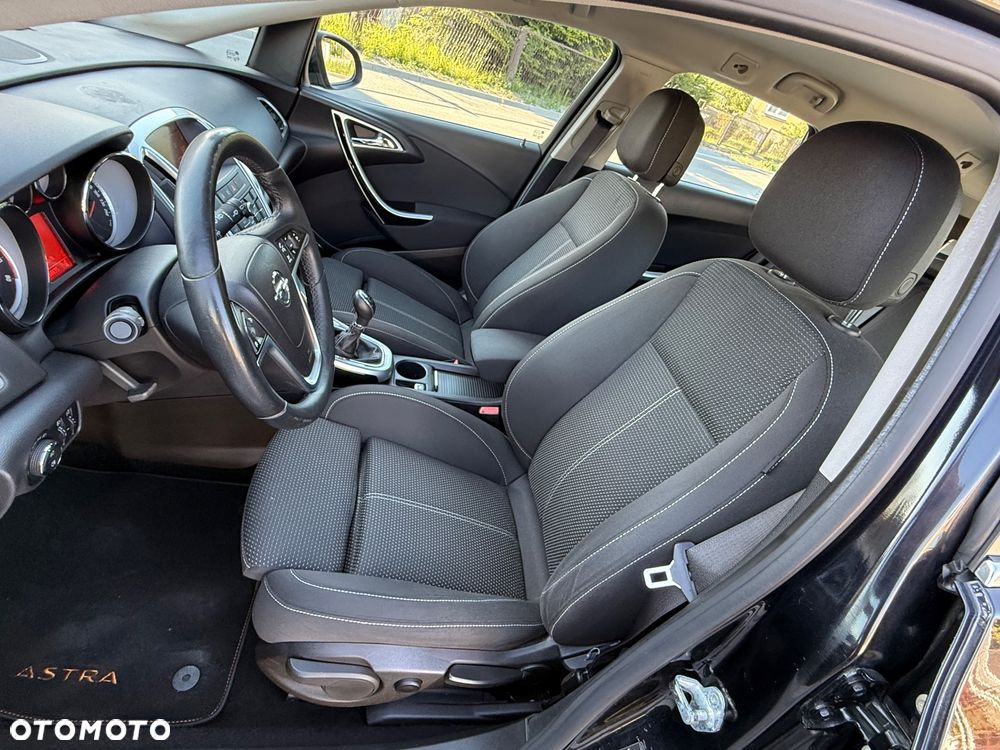 Opel Astra 1.4 T Sport - 25