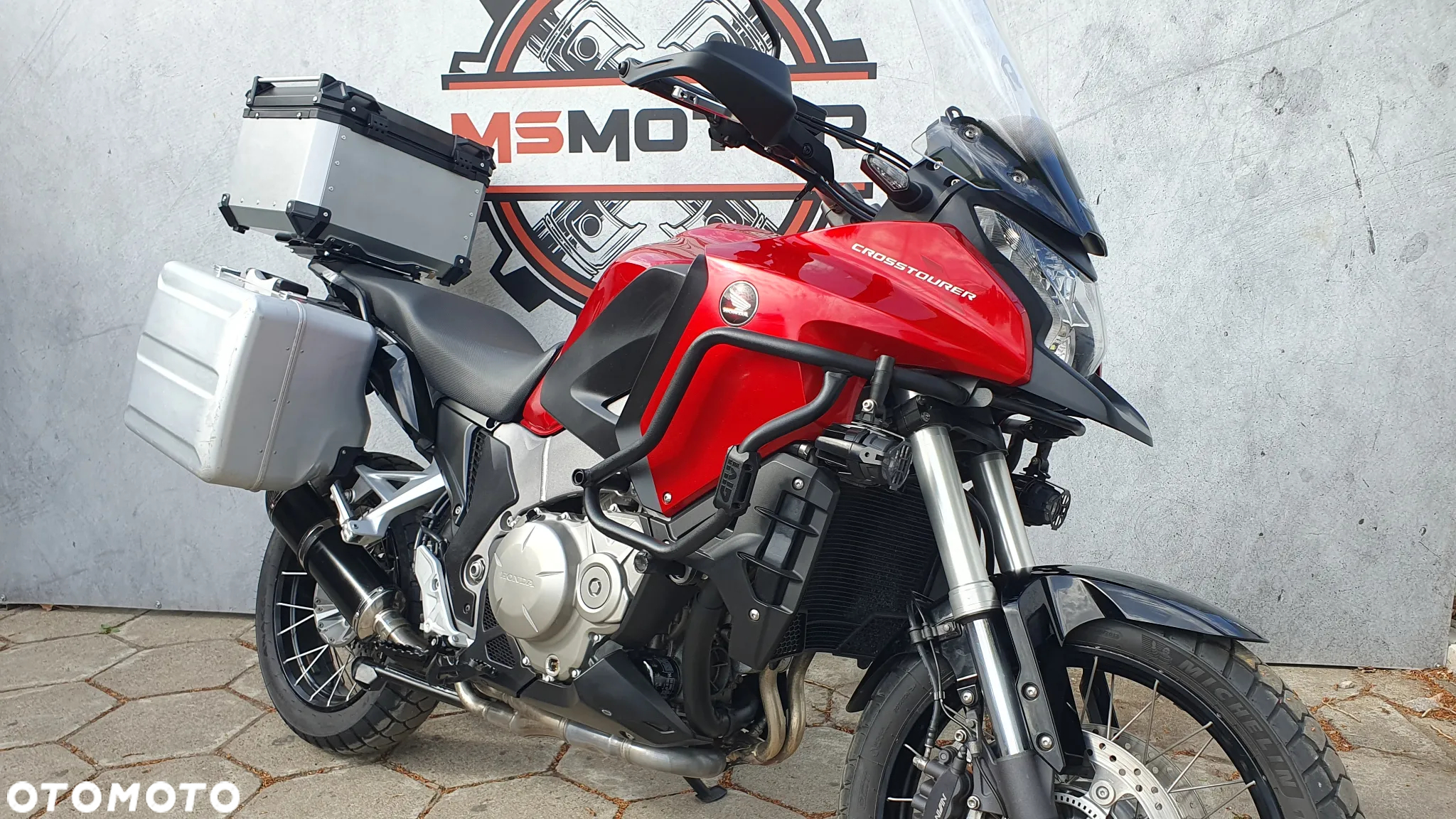 Honda VFR - 3