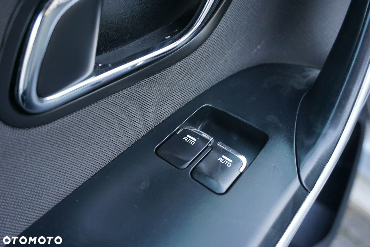 Kia Ceed - 7