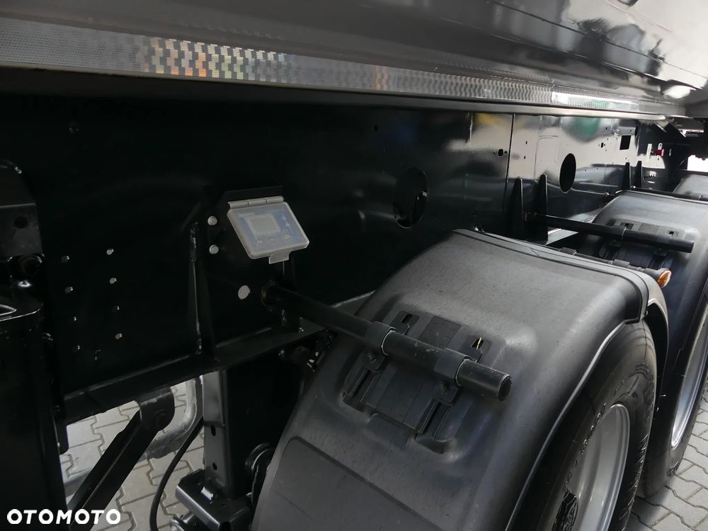 Meiller WYWROTKA STALOWA 26m3/ RYNNA / PRZEBIEG 130 TYS KM / - 17