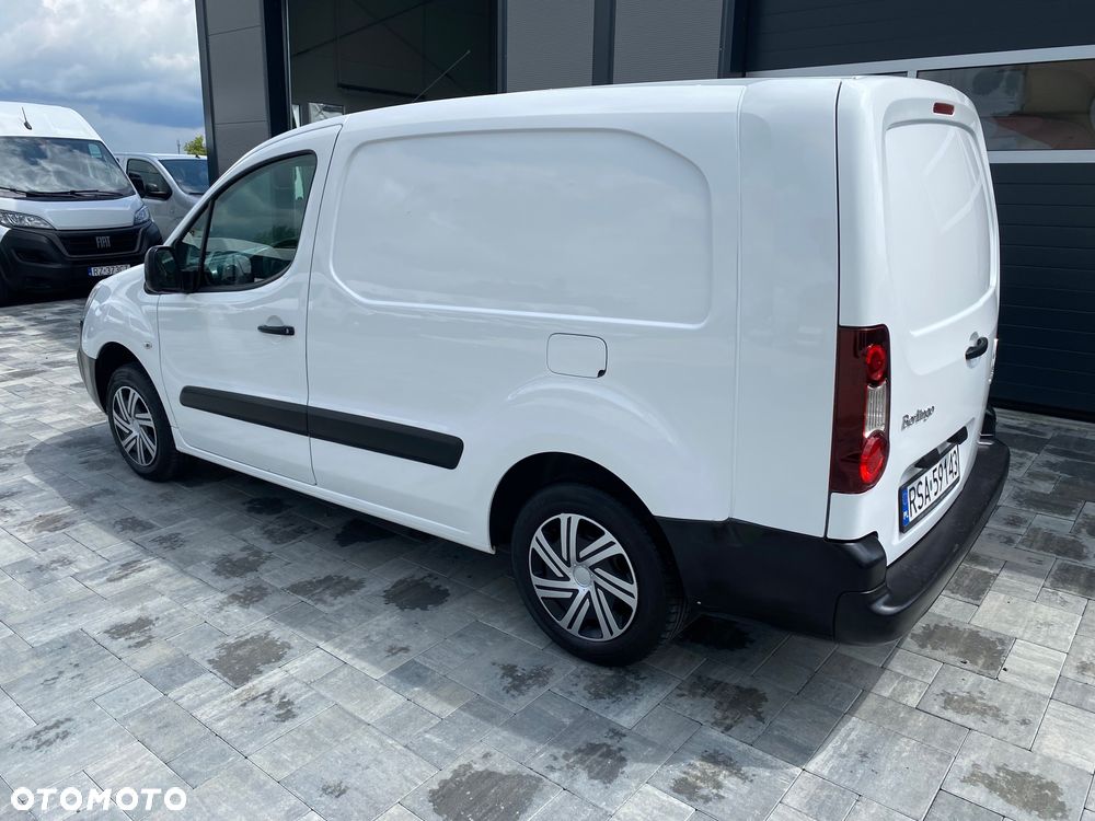 Citroën BERLINGO 1.6 HDI, MAX długi, 3-osobowy, klimatyzacja, zakupiony w salonie w Rzeszowie - 3