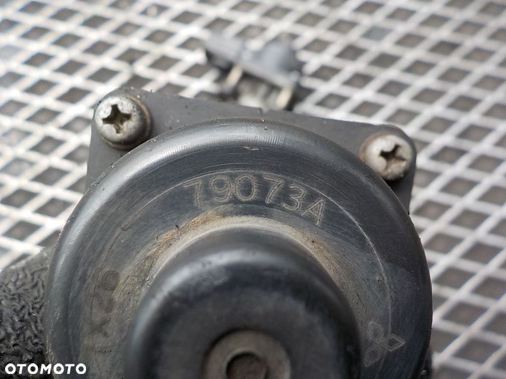 SUZUKI SX4 1.6 16V B SWIFT 1.3 B ZAWÓR EGR 79073A - 2