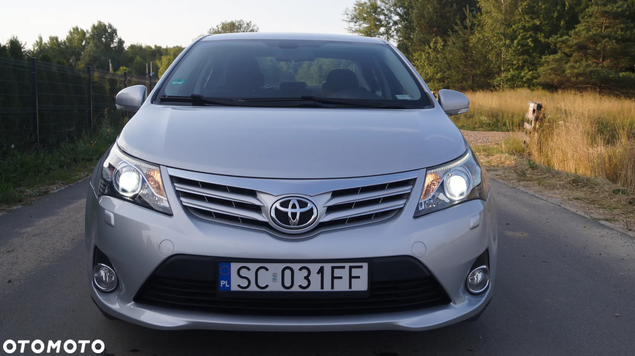 Toyota Avensis 1.8 Sol plus NAVI - 3