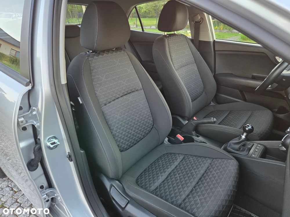 Kia Rio 1.2 M - 14