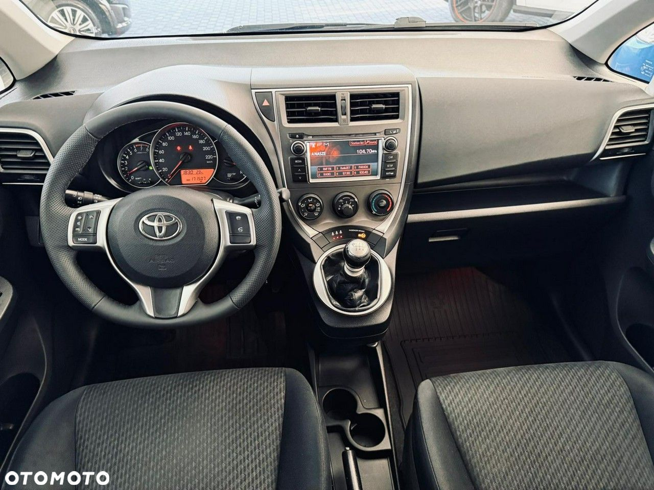 Toyota Verso S - 29