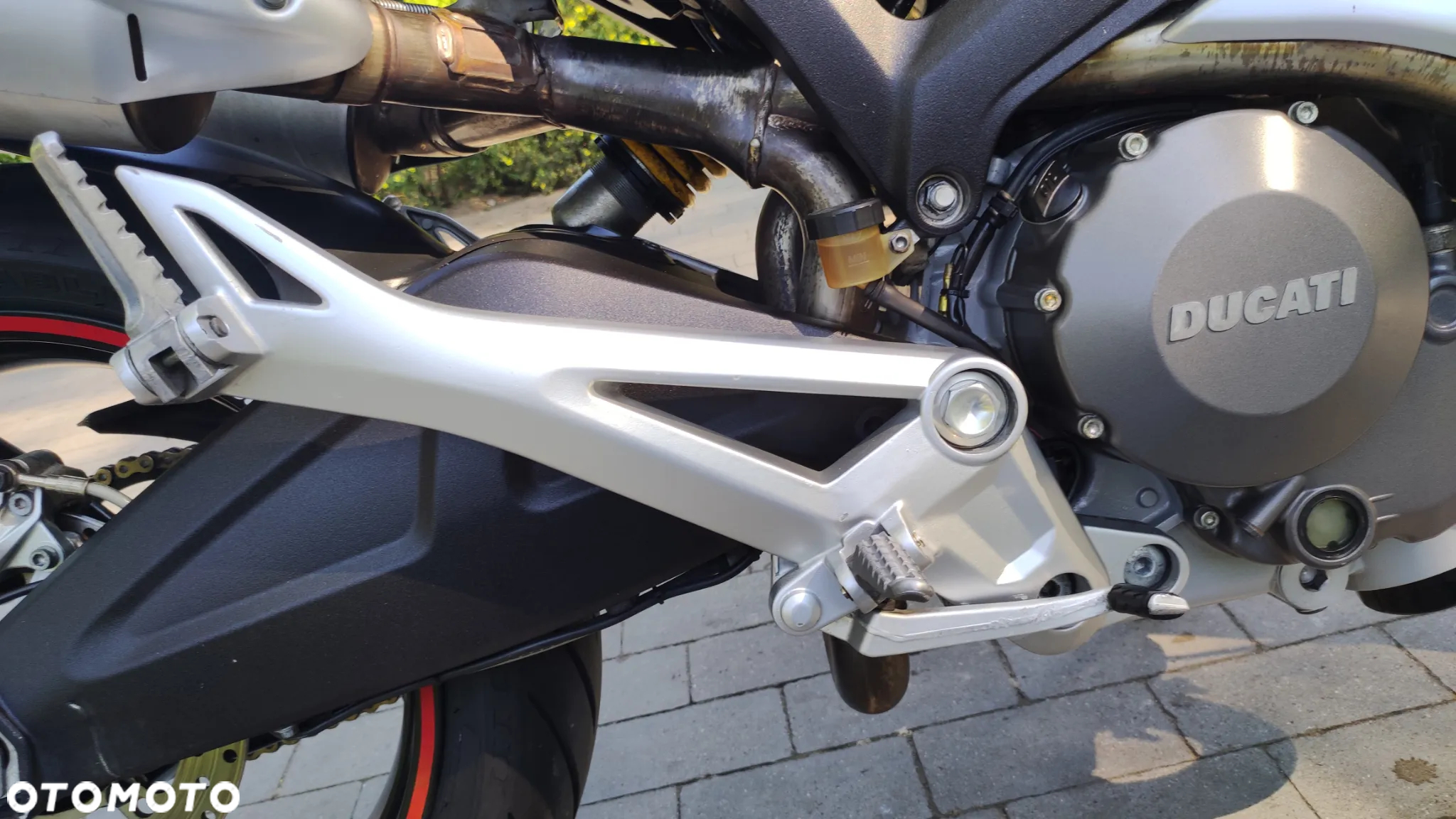 Ducati Monster - 18