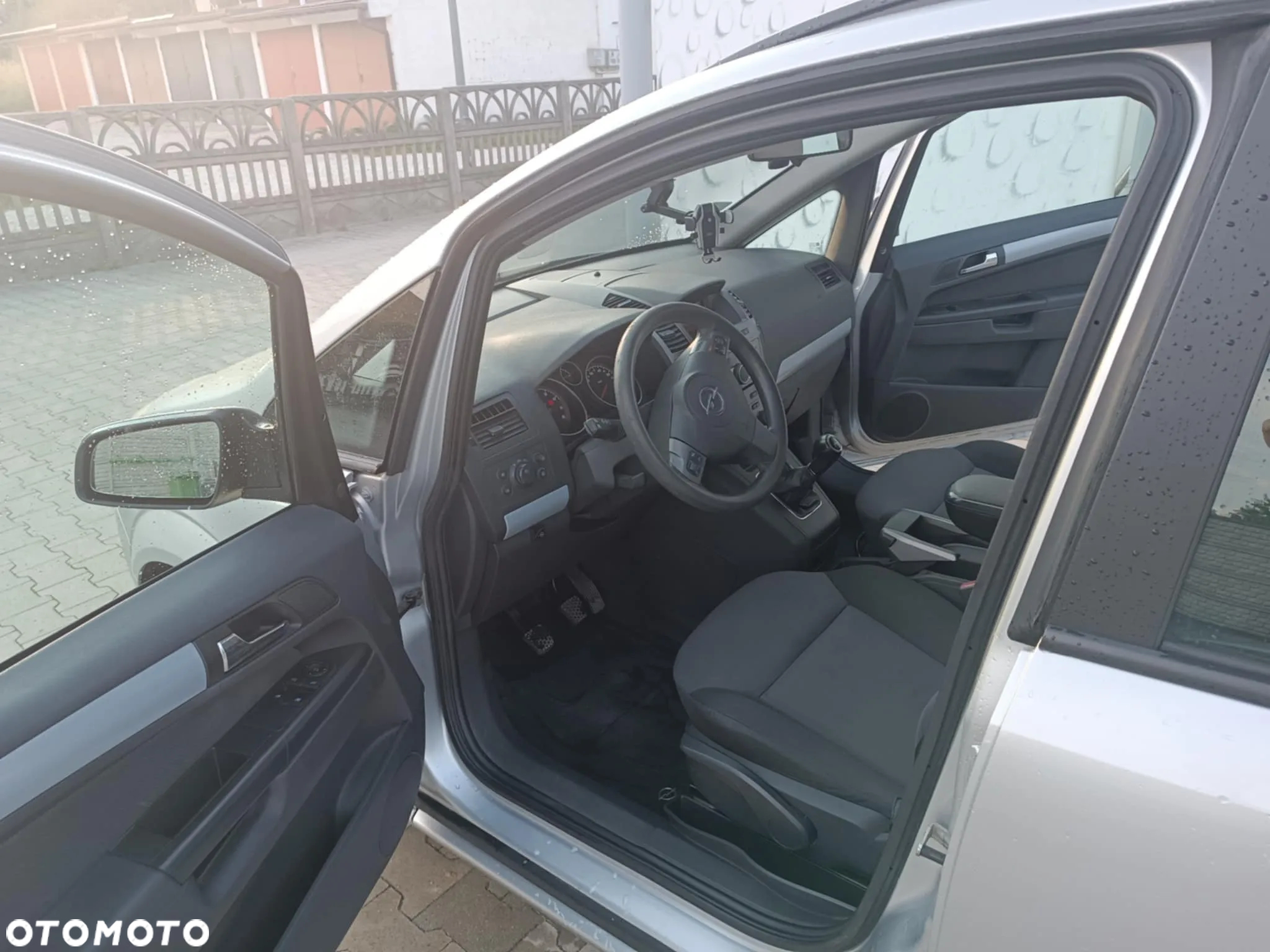 Opel Zafira - 16