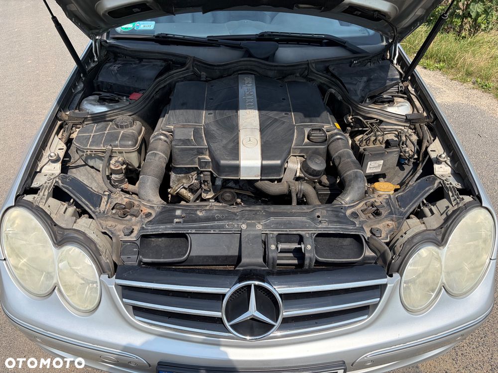 Mercedes-Benz CLK - 12
