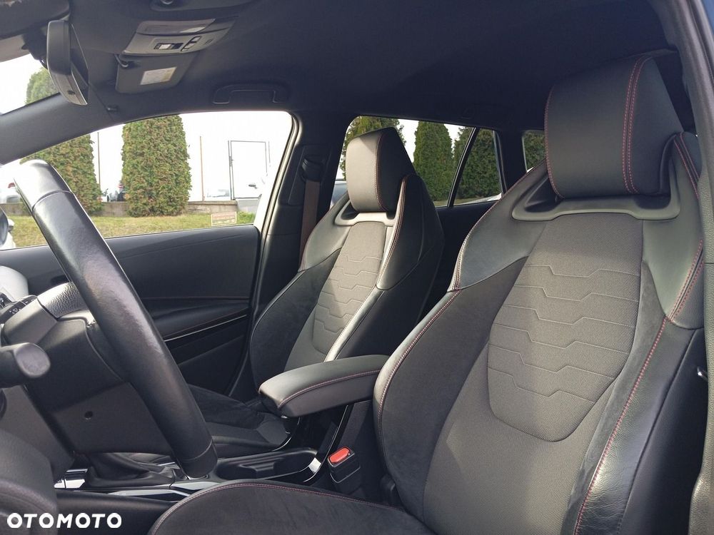 Toyota Corolla 1.8 Hybrid GPF Executive - 18