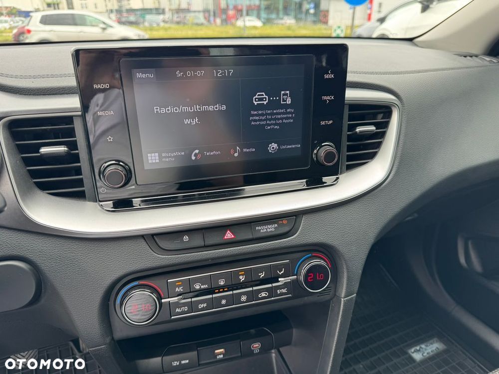 Kia Ceed 1.5 T-GDI M - 12