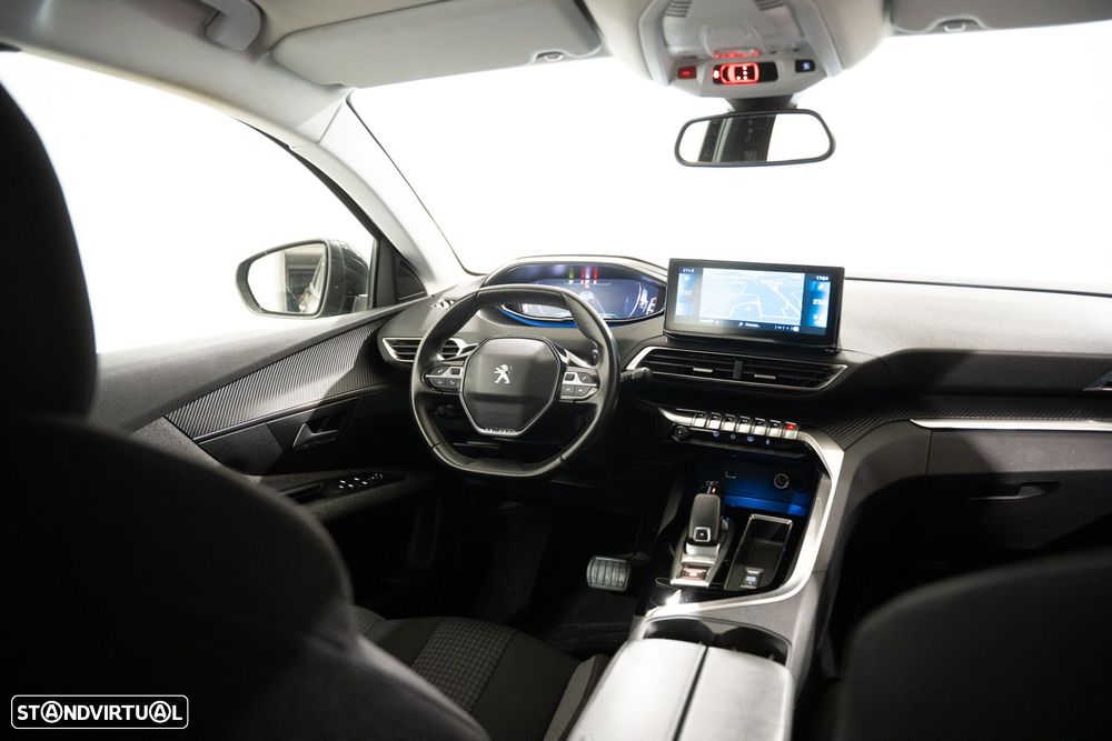 Peugeot 3008 1.2 PureTech Allure EAT8 - 8