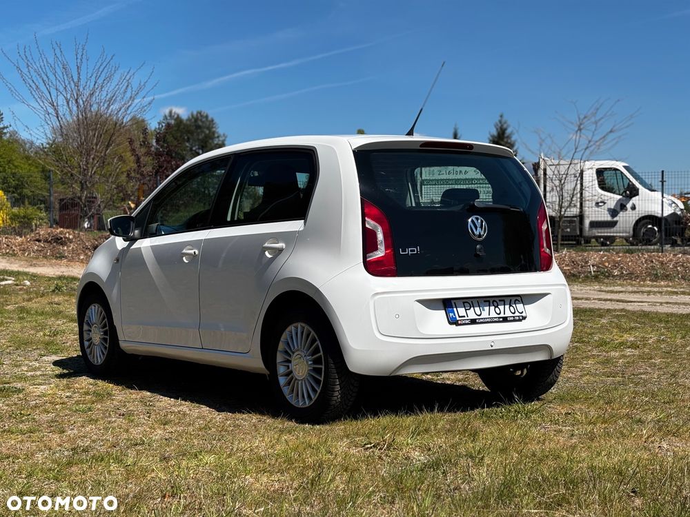 Volkswagen up! high - 7