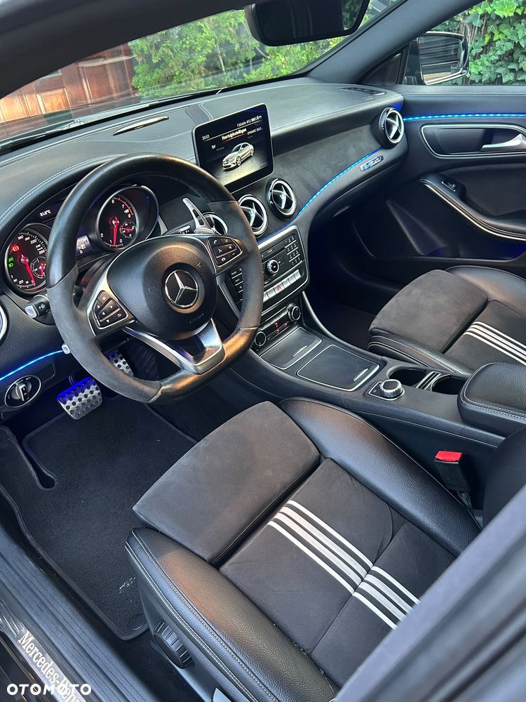 Mercedes-Benz CLA 180 7G-DCT AMG Line - 8