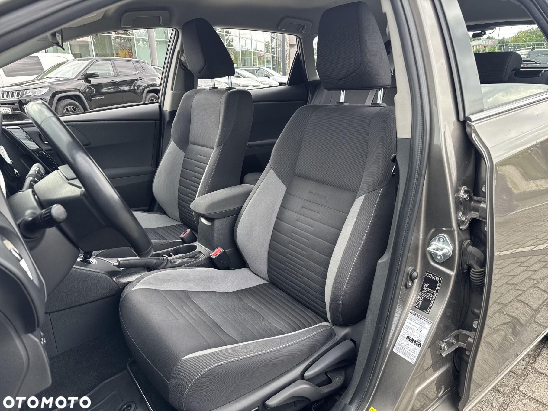 Toyota Auris - 19