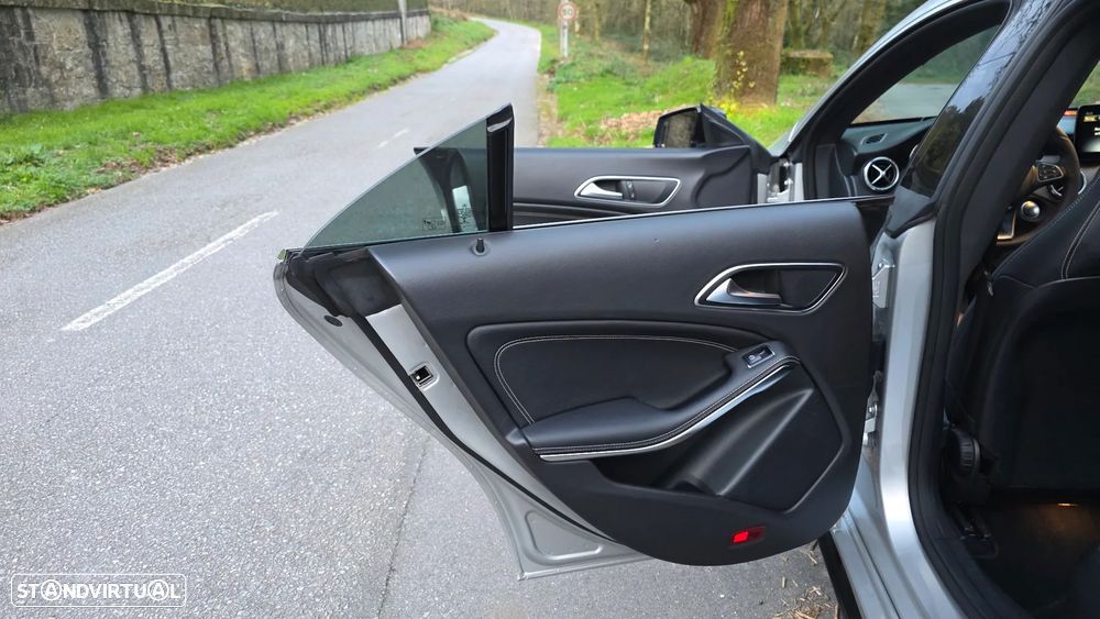 Mercedes-Benz CLA 180 d Edition 1 - 17