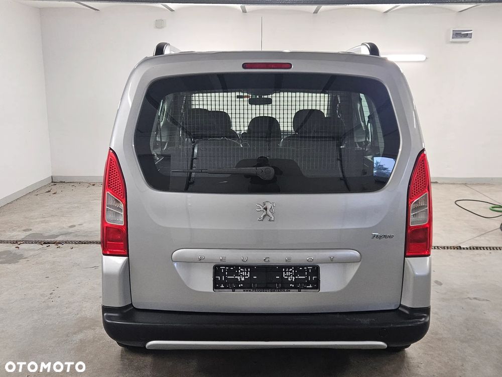 Peugeot Partner 1.6 Presence Euro5 - 26