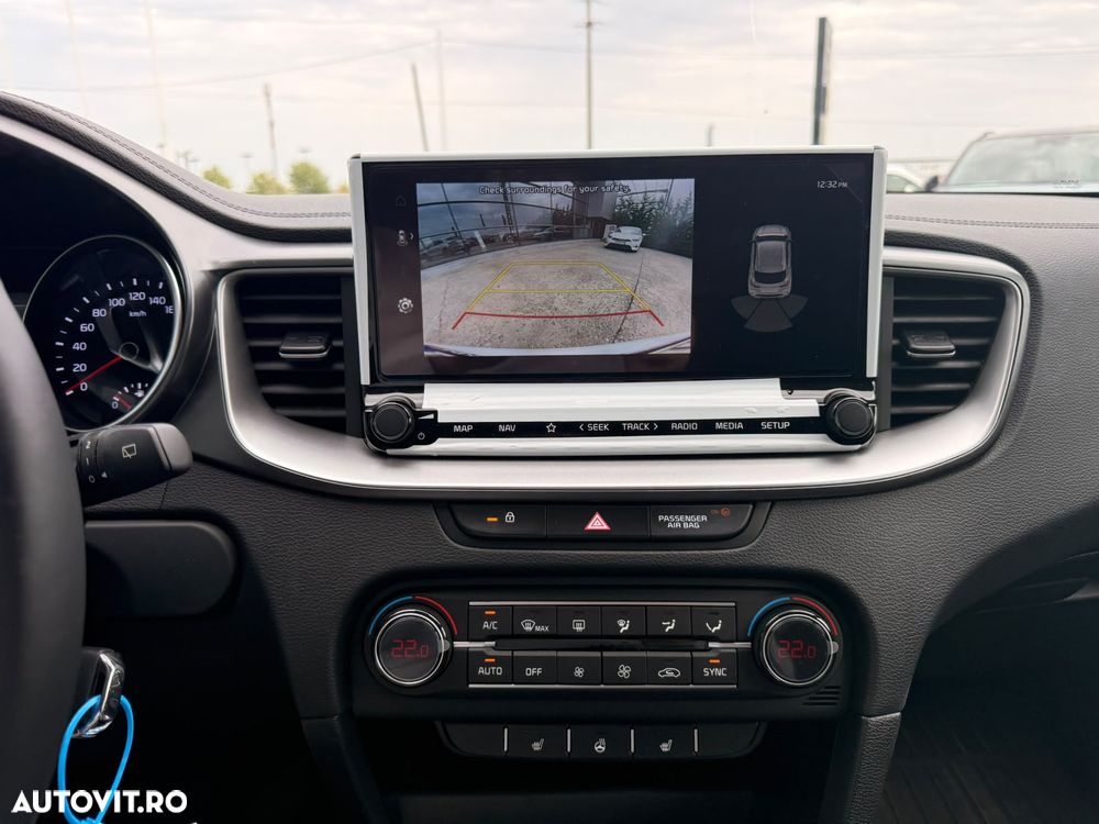 Kia XCeed 1.6 T-GDI 7DCT City - 10