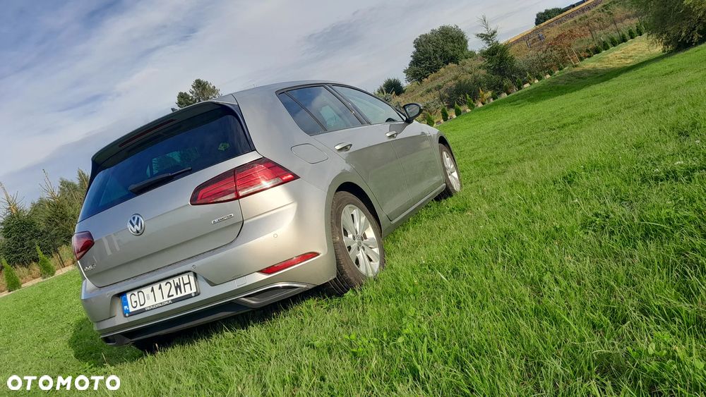 Volkswagen Golf - 17