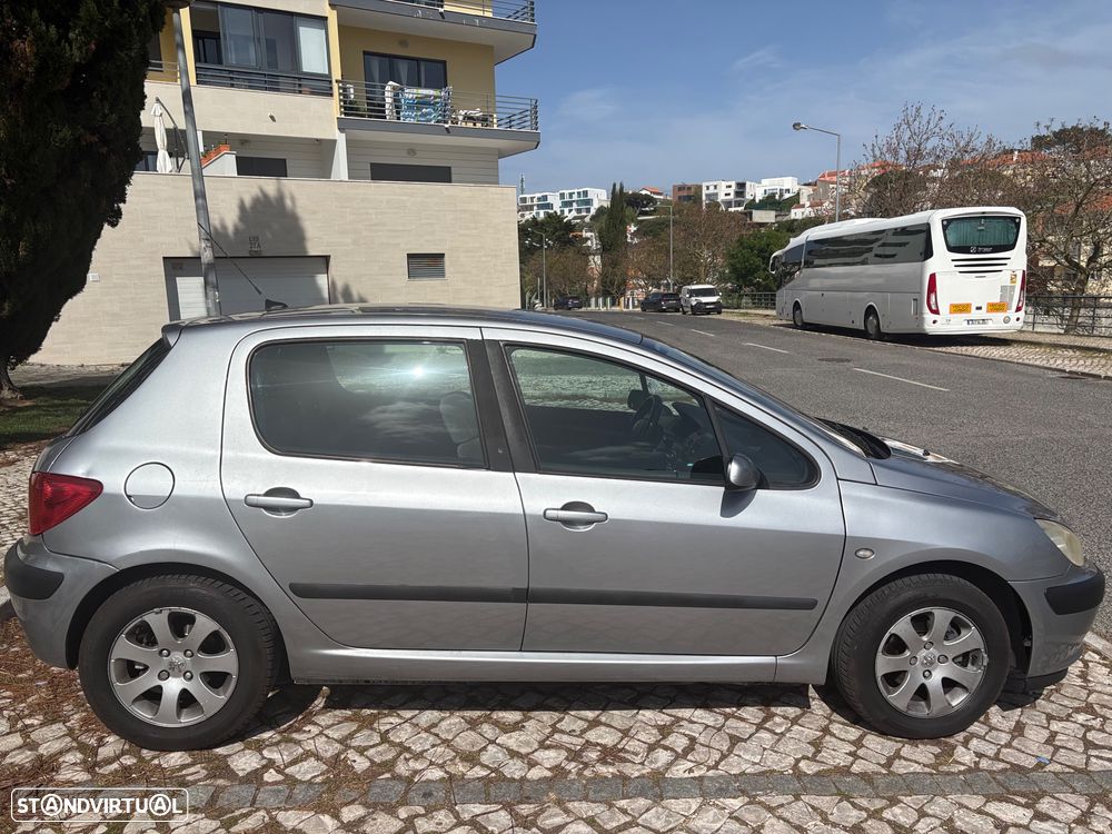 Peugeot 307 1.4 HDi Premium - 4
