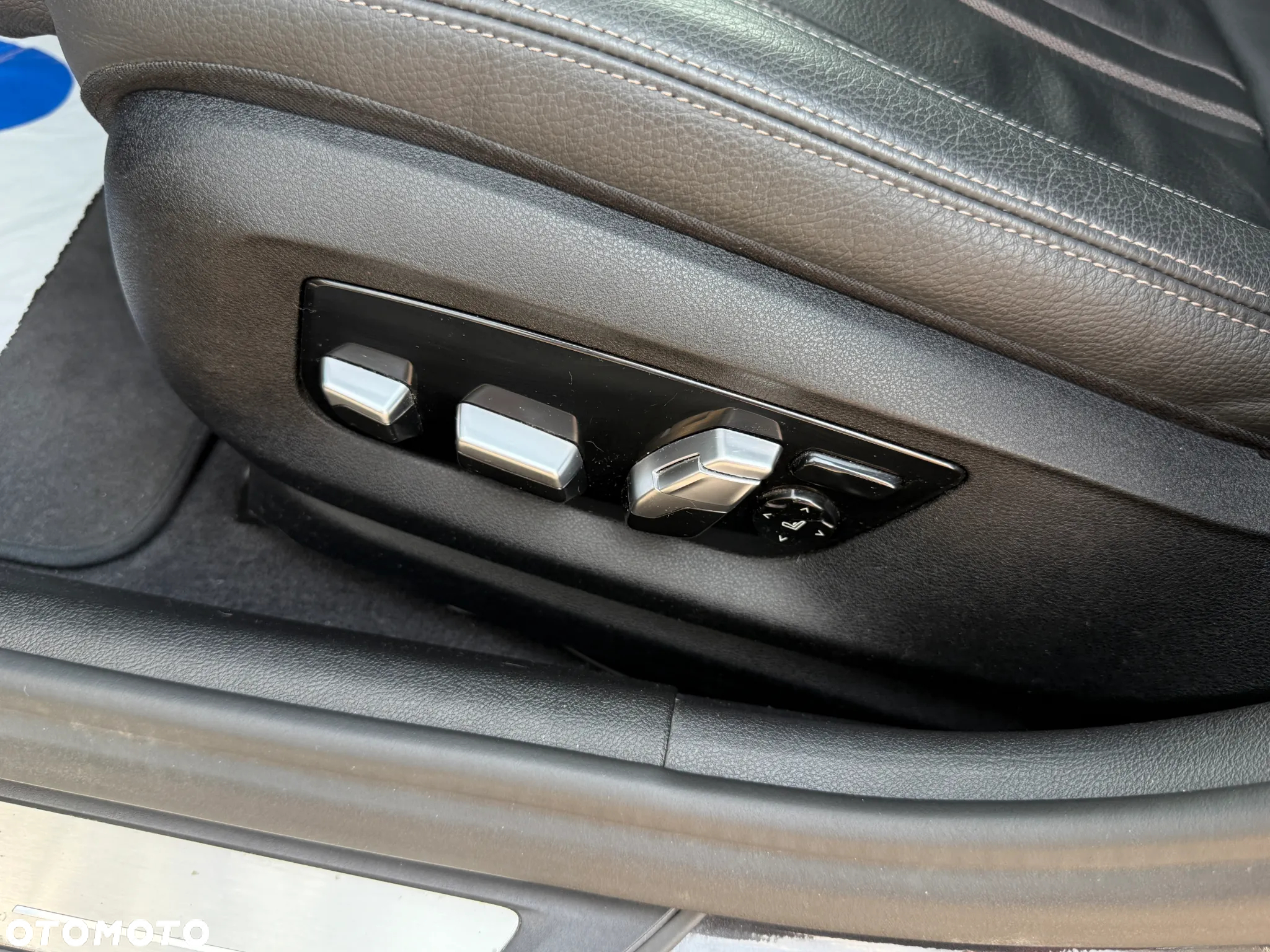 BMW Seria 5 530d xDrive Luxury Line - 11
