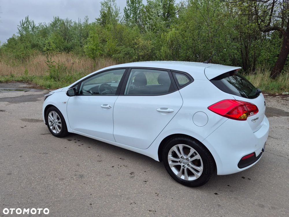 Kia Ceed 1.4 CVVT Fifa World Cup Edition - 14