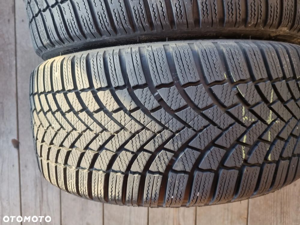 Opony BRIDGESTONE BLIZZAK LM005 225/40R18 92V,XL 2022r 7,5/6,8mm bdb stan - 2