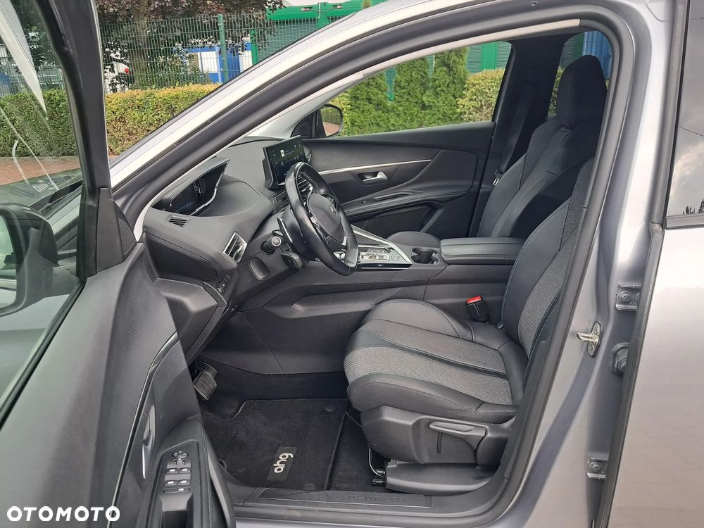 Peugeot 3008 BlueHDi 130 Stop & Start EAT8 Allure - 13