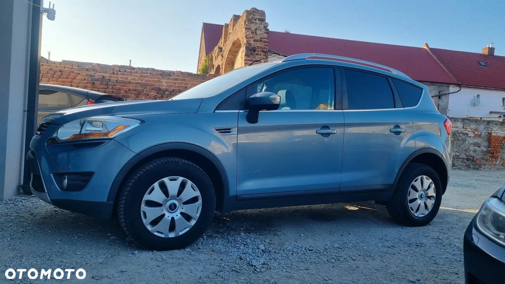 Ford Kuga 2.0 TDCi 4x4 Titanium - 26