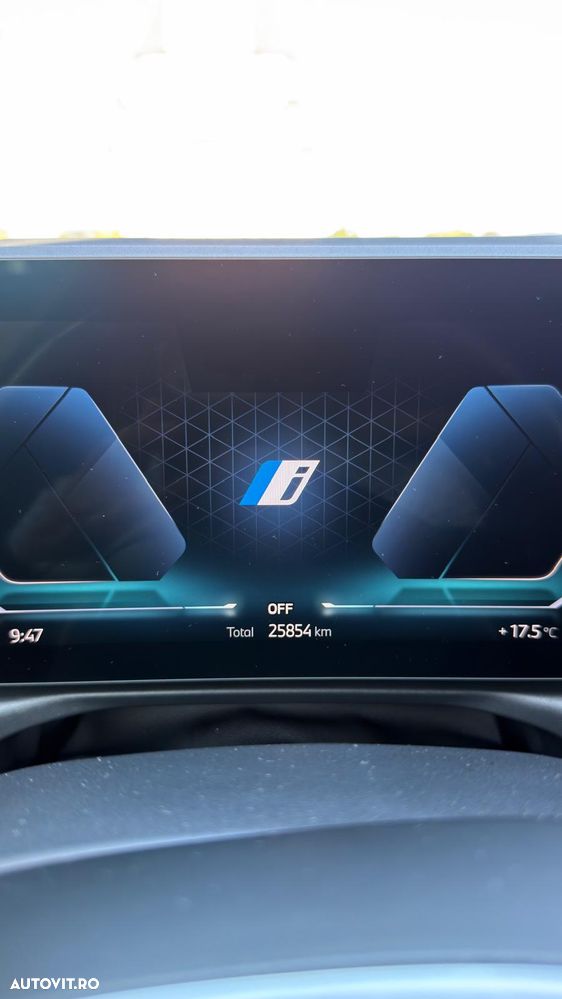 BMW i4 - 10