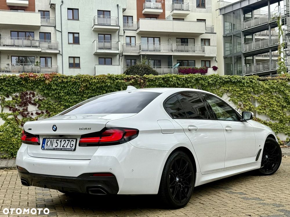 BMW Seria 5 530i xDrive M Sport sport - 37